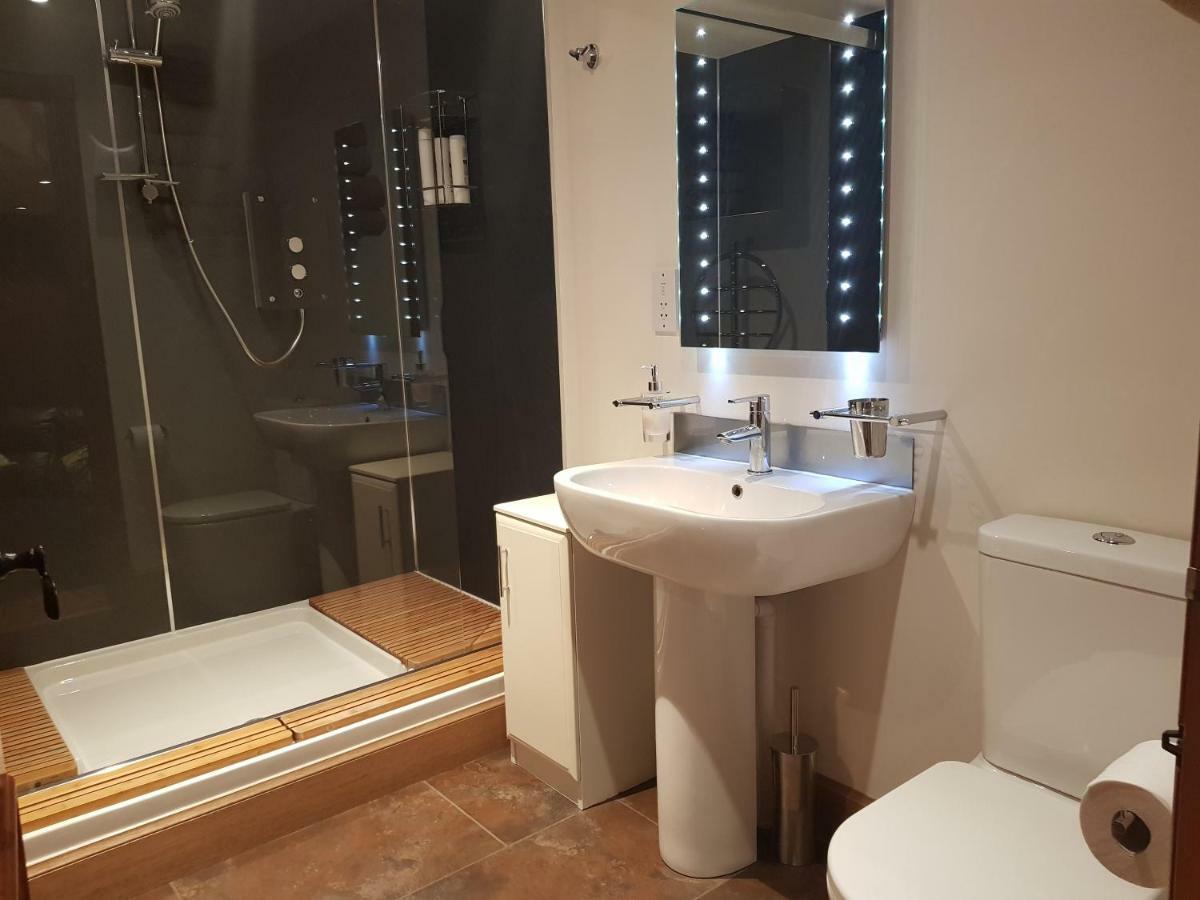 The Smiddy Suite Ellon Exterior foto